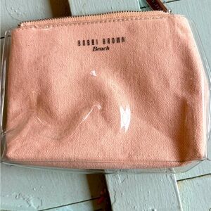 New Bobbi Brown beach cosmetic case.  Protective outside for use in beach bag